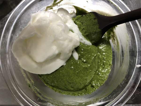 抹茶パンケーキの生地