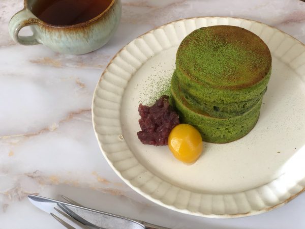 ホケミを使えば簡単!冬の体にやさしい「栗と抹茶のスフレパンケーキ」