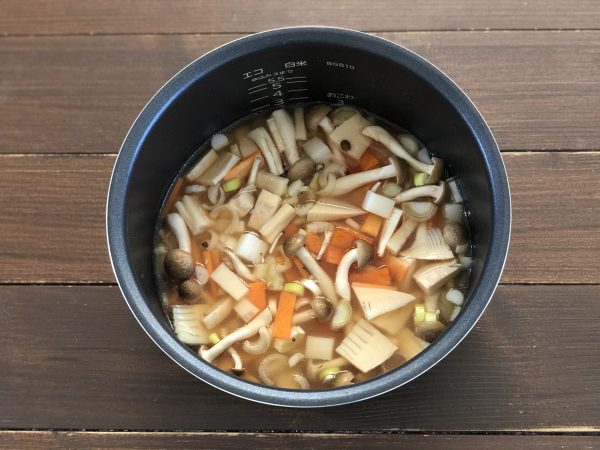 炊飯器