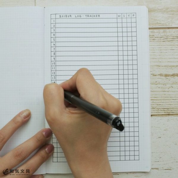 シンプルな月間リスト
