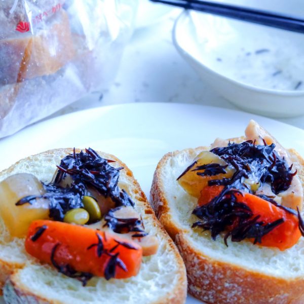 定番作り置きメニューが大活躍!簡単リメイク「ひじきの煮物トースト」