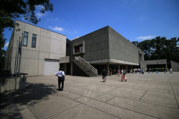 平日の美術館