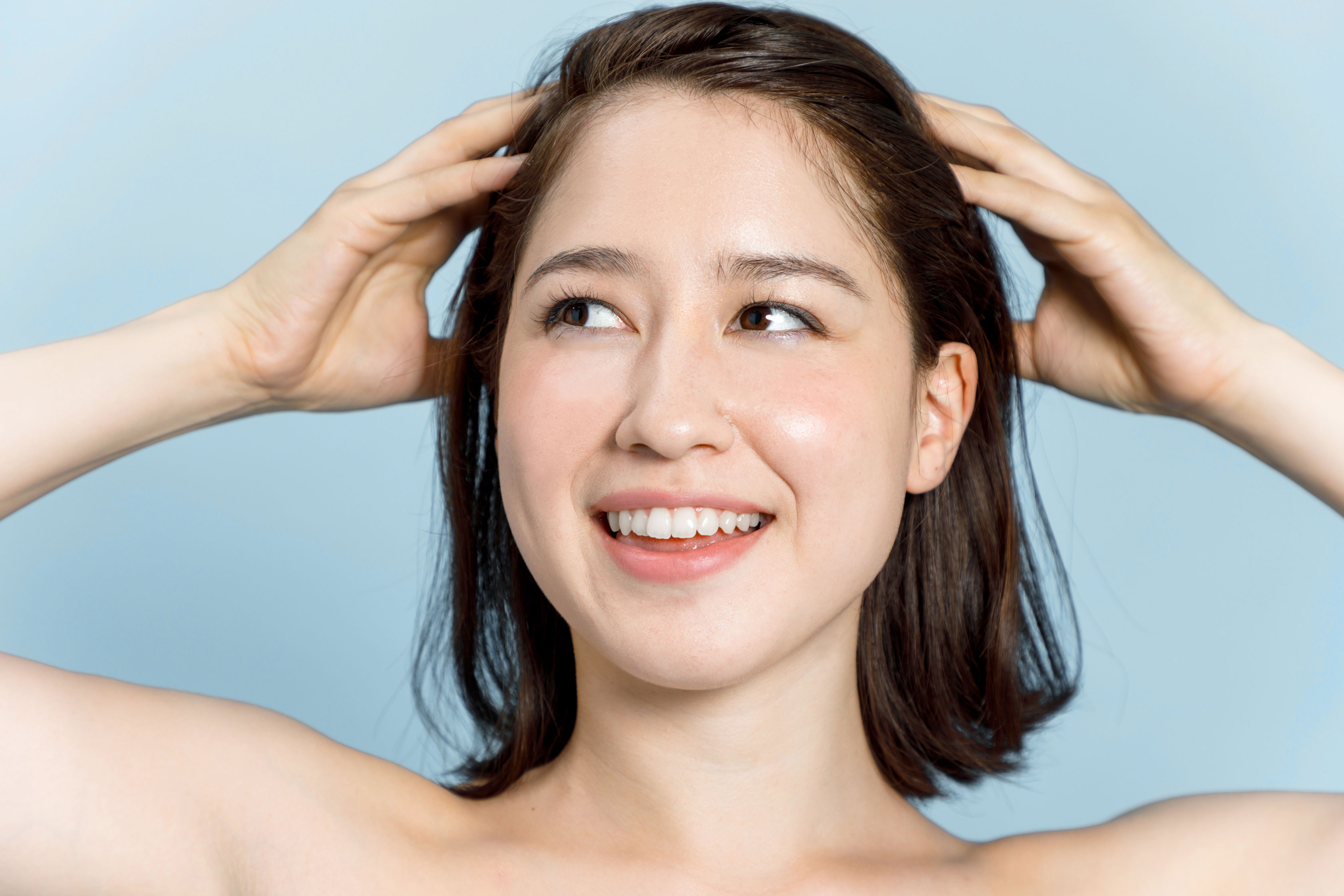 朝10分でスッキリ気持ちいい！4ステップで簡単「頭皮マッサージ」術