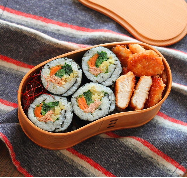 火を使わない簡単のり巻き！「ツナマヨキンパ」「ささみカツ」2品弁当