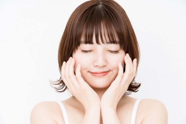 100均の「かっさ」で小顔！朝すっきり「リフトアップ」マッサージ術♪