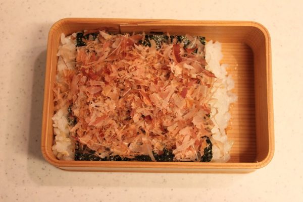 2品弁当の詰め方プロセス