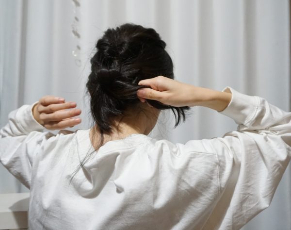 「大人可愛い」ヘアアレンジの作り方