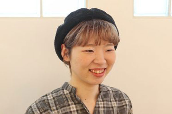うしろ髪は寝ぐせのままでOK！「前髪を巻くだけ」時短おしゃれヘアの作り方