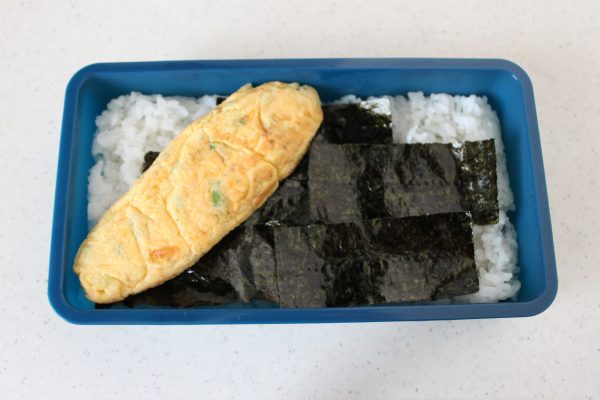 2品弁当の詰め方プロセス