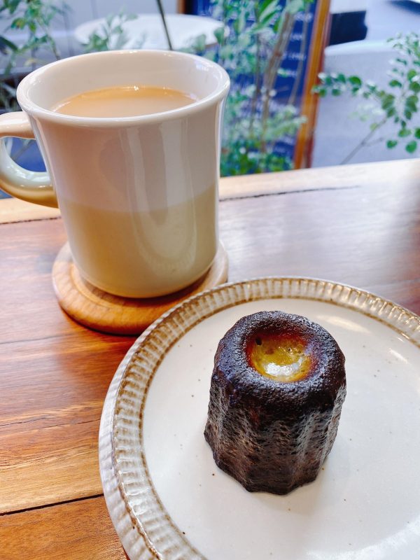 抹茶のカヌレ