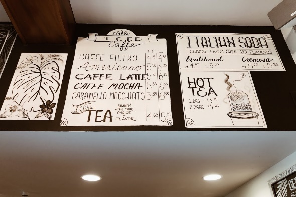 ハワイの旅の朝】絶対行きたい♪ハワイで最もフォトジェニックな朝カフェ「Hawaiian Aroma Caffe」