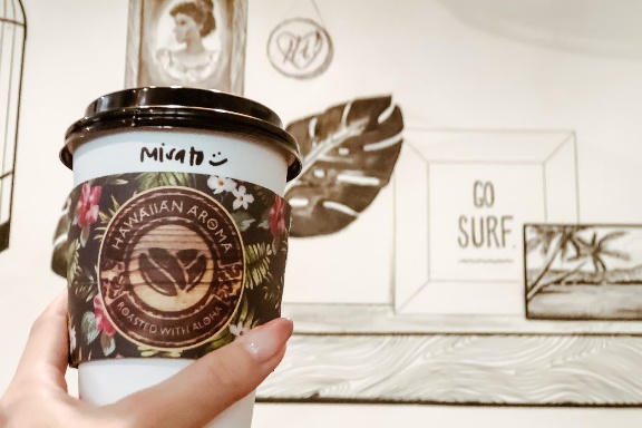 ハワイの旅の朝】絶対行きたい♪ハワイで最もフォトジェニックな朝カフェ「Hawaiian Aroma Caffe」