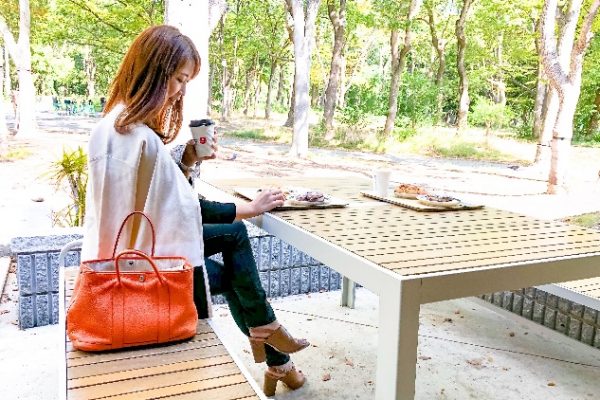 【関西のおすすめパン屋】緑に囲まれた空間で楽しむ朝時間♪何度でも行きたい「R Baker 大阪城公園店」