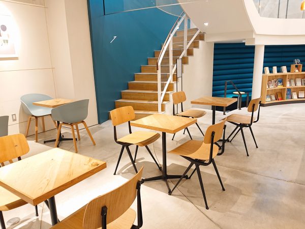 【京都】もっちり大迫力の「マシュマロトースト」がおいしい!@BLUE LEAF CAFE 京都