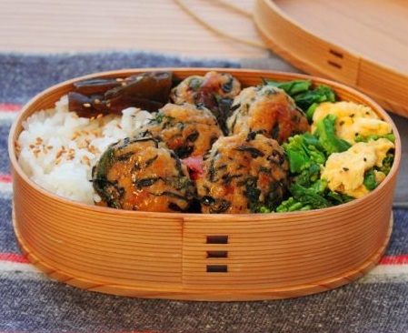 たまらない美味しさ！「梅ひじきつくね」「菜の花と卵炒め」2品弁当
