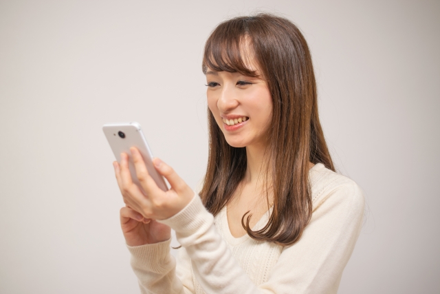 英語の「go viral（ウイルスになる）」ってどういう意味？