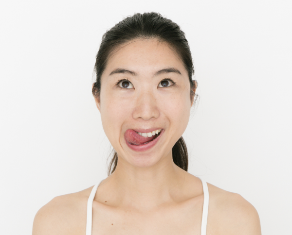 田中麻衣が教える「朝のすっきり!顔ヨガレッスン」