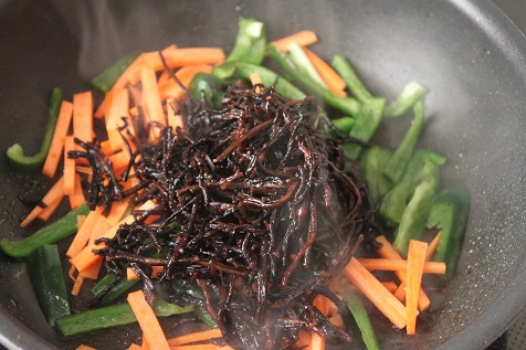 ひじきの焼き肉だれ炒め