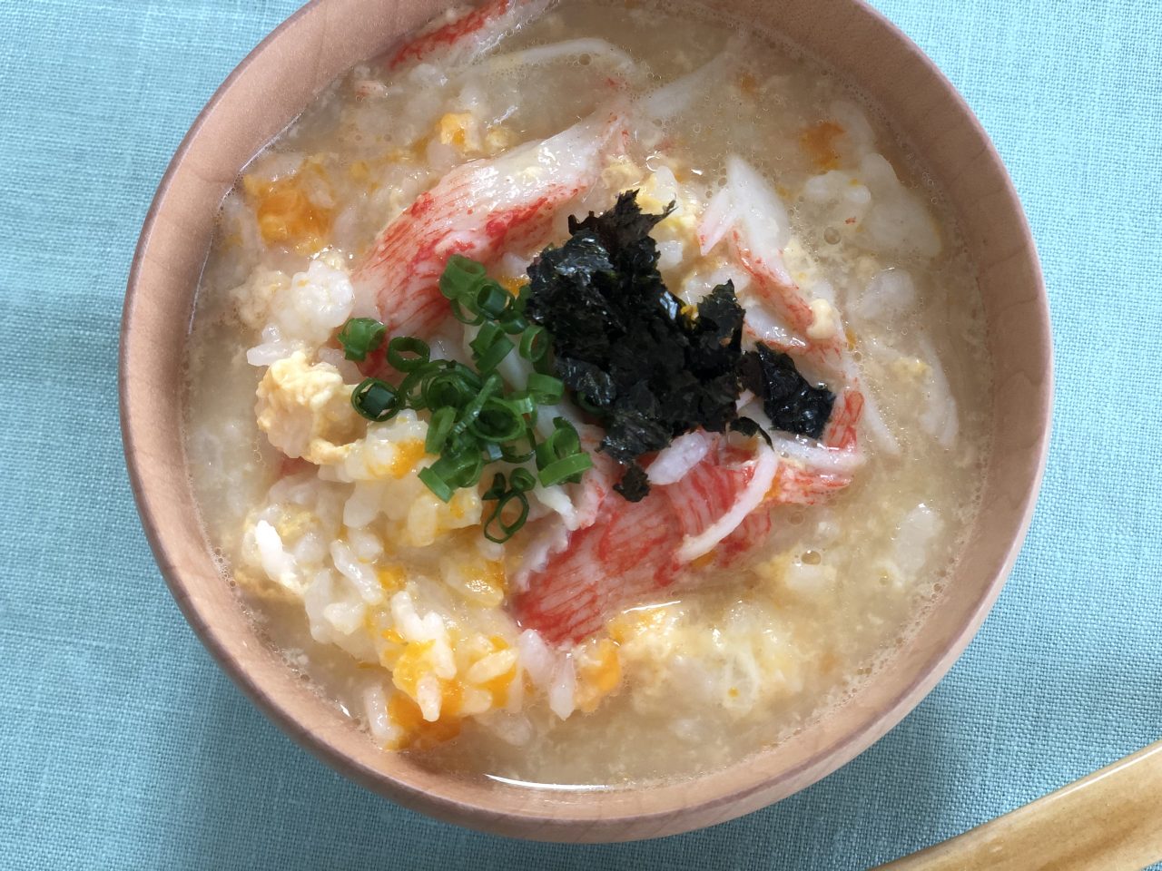 レンチン1回で完成！忙しい朝に簡単「カニカマ卵おじや」