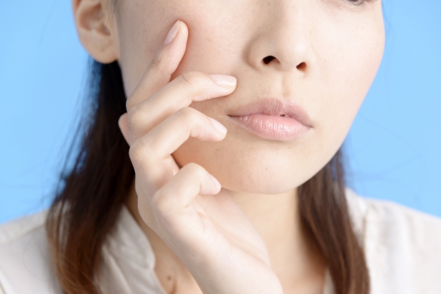 “デリケートなお肌”は通じない!?「敏感肌」を英語で言うと