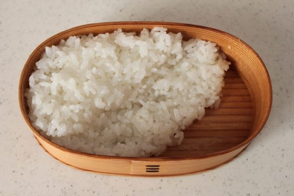 2品弁当の詰め方