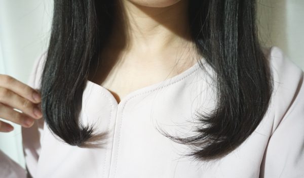 巻いた毛先