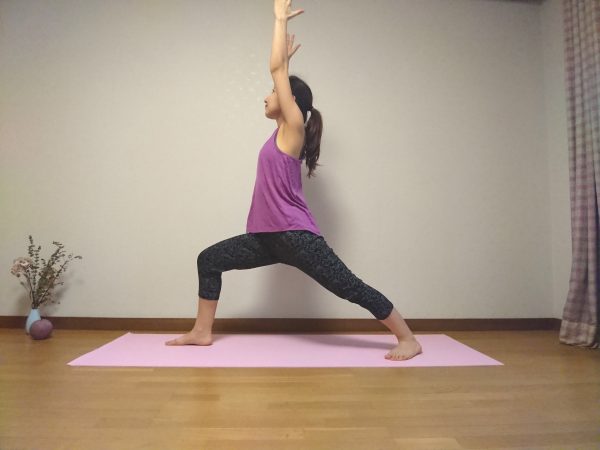 ヨガで熱中症対策!サラサラ汗体質になる「英雄のポーズメドレー」