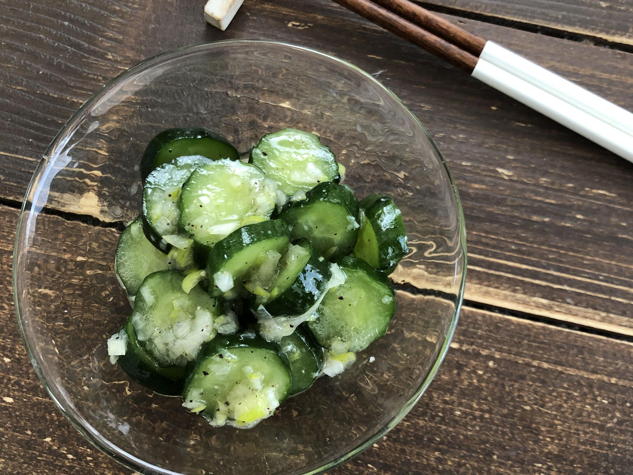 お箸が止まらない作り置き！簡単ポリポリ「ねぎ塩きゅうり」