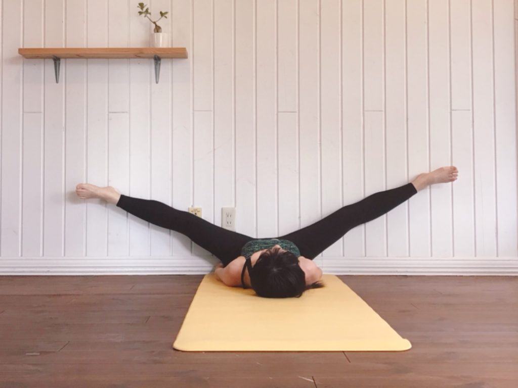 体重はそのまま太ももを細くする!「足パカ」内もも筋トレダイエット