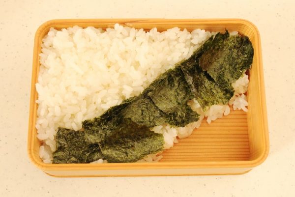 2品弁当の詰め方