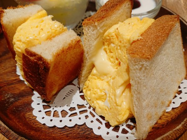【大阪】厚焼き玉子サンドもケーキも選べるモーニング！@コカルド ラ・テラス