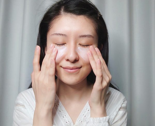 下地を塗る