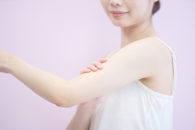 見せたくなる腕になる！「二の腕すっきり」マッサージ＆エクササイズ