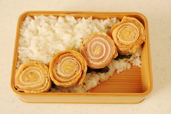 2品弁当の詰め方