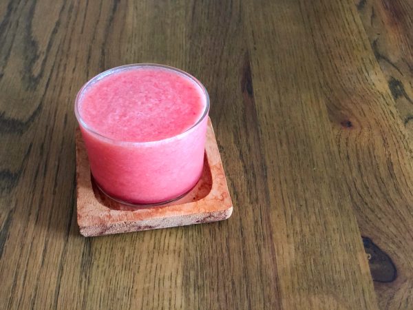 夏バテ対策には「レッド」スムージー