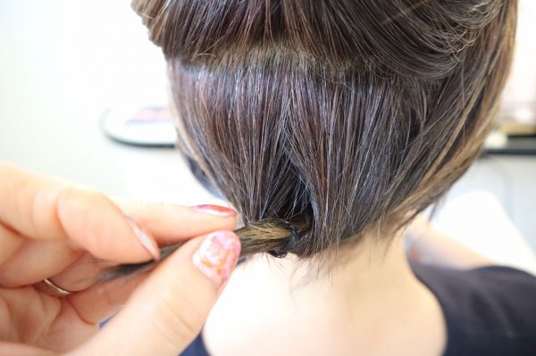 伸ばしかけボブでもOK！「襟足すっきり」お団子ヘアアレンジ