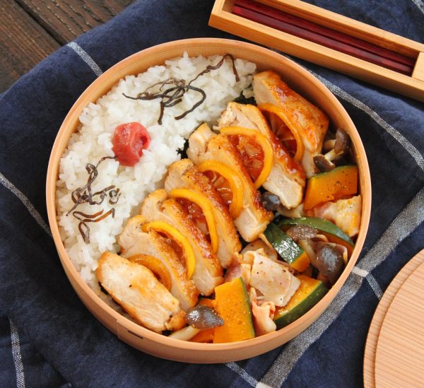 夏はあっさり味♪簡単「鶏むねのレモン照り焼き」「かぼちゃベーコン」2品弁当