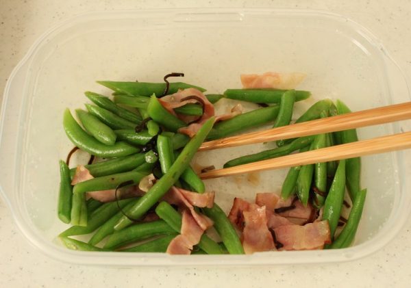 さやいんげんの塩昆布バター