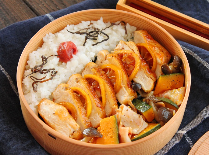 夏はあっさり味♪簡単「鶏むねのレモン照り焼き」「かぼちゃベーコン」2品弁当