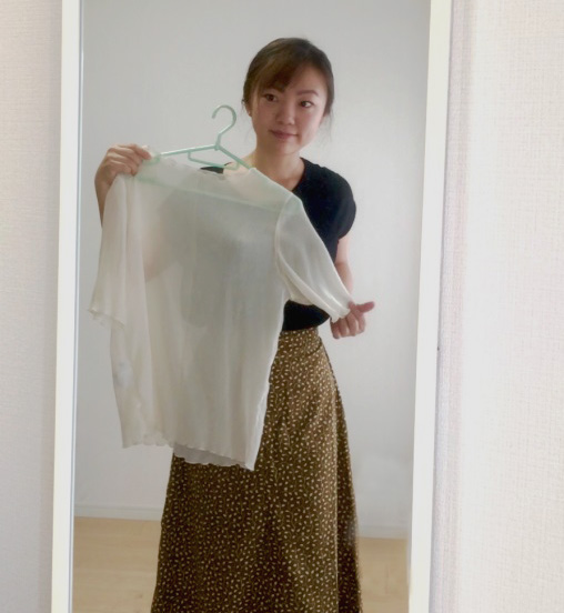 寺嶋めぐみさん_ブラウス