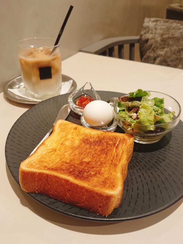 【大阪】駅直結!厚切りトーストの王道モーニング@金星パスタカフェ