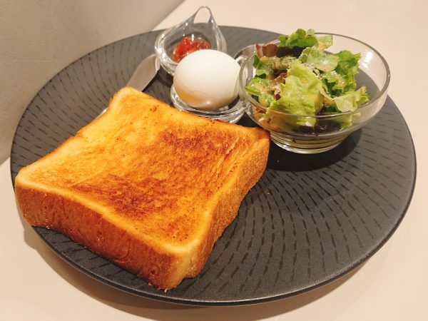 【大阪】駅直結!厚切りトーストの王道モーニング@金星パスタカフェ