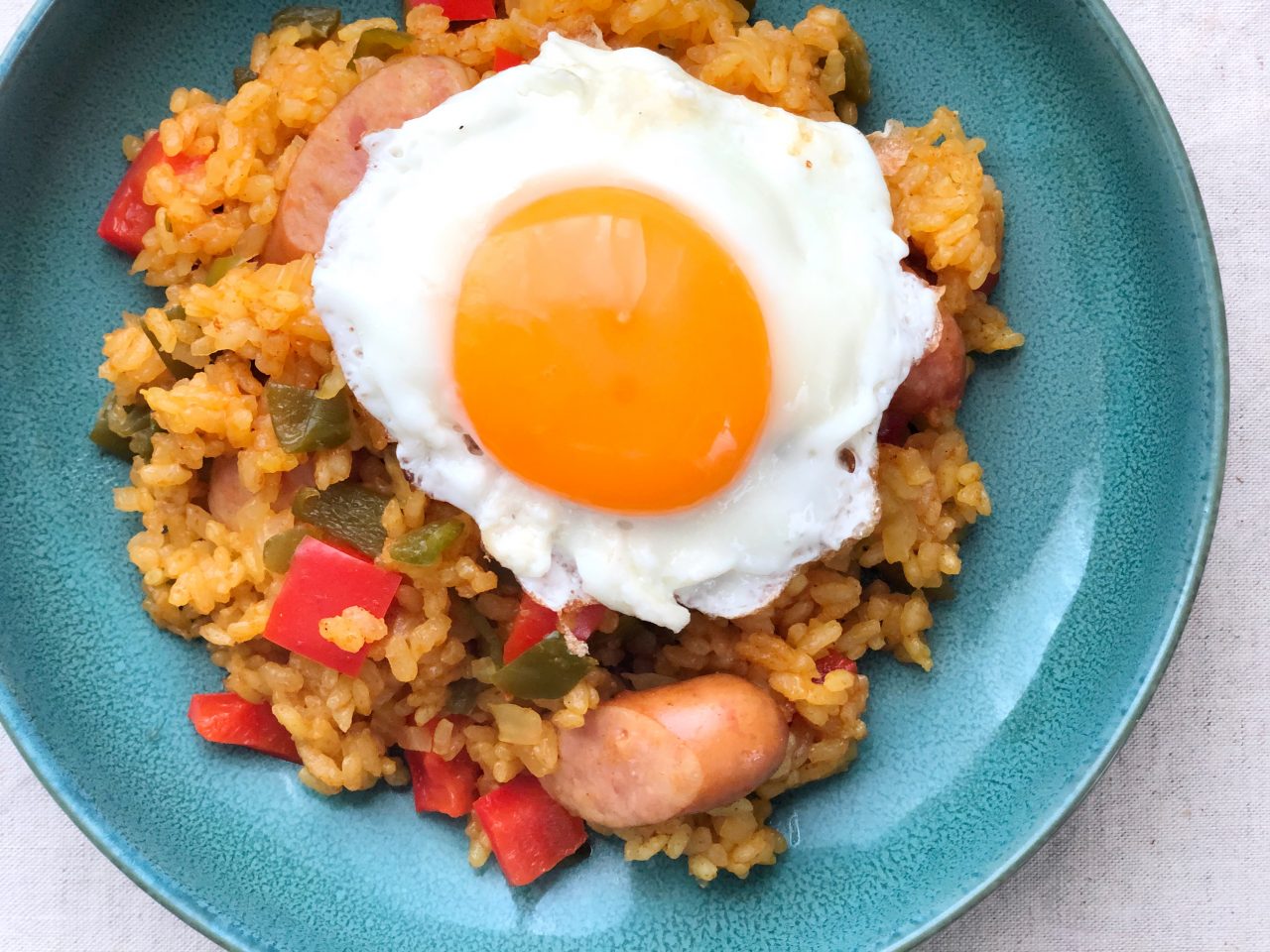 炊飯器におまかせ！火を使わず簡単「ジャンバラヤ風ごはん」