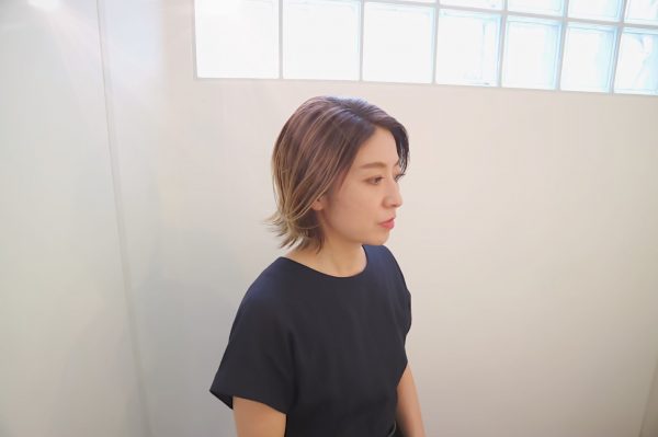 小顔見え短めボブヘア