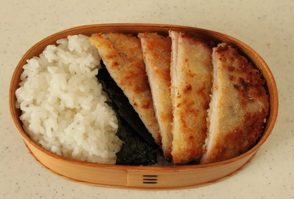 2品弁当の詰め方