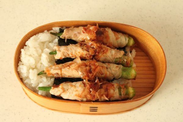 2品弁当の詰め方