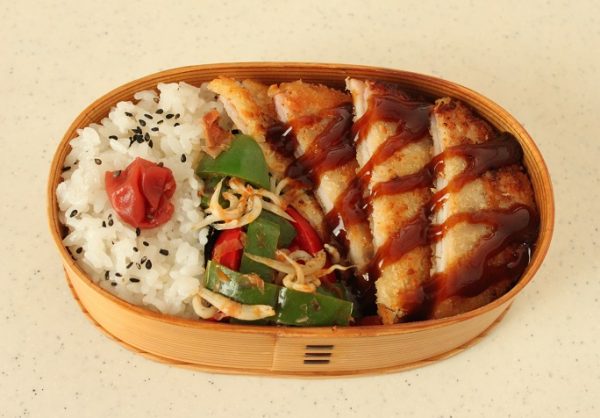 2品弁当の詰め方
