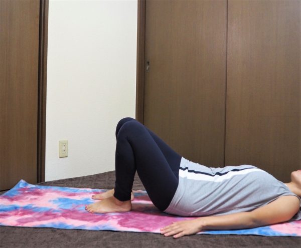 骨盤歪みを直す運動