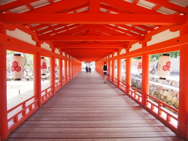 厳島神社