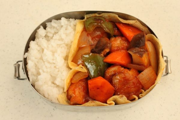 2品弁当の詰め方
